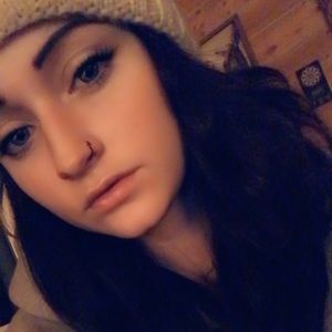 Meet your Posher, Kaycee